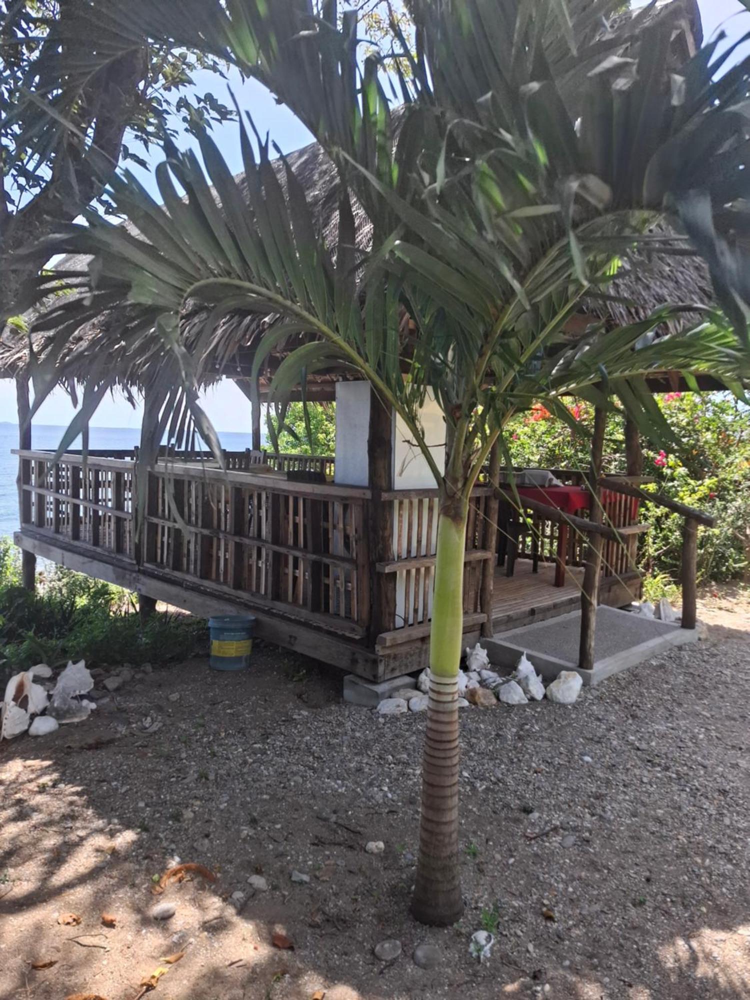 Villa Bungalow auf Sibuyan am Strand nahe Cresta de Gallo Azagra Exterior foto